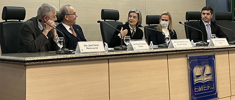 Ministra Cármen Lúcia fala aos novos magistrados do TJRJ sobre a importância de conhecer o jurisdicionado brasileiro